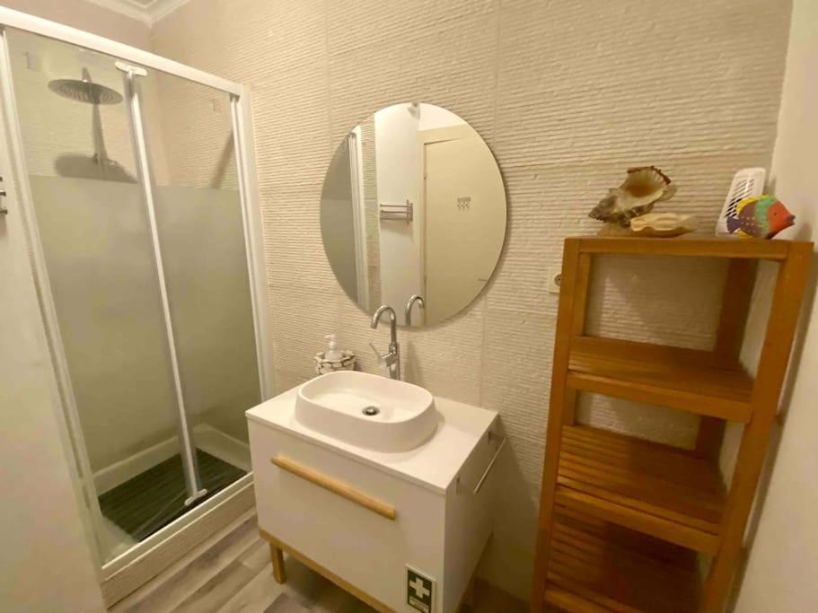Rocha'S Apartment Remodelado! Na Praia Com Terraco Vila Nova de Gaia Eksteriør billede