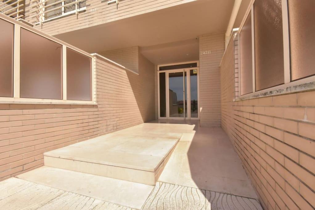 Rocha'S Apartment Remodelado! Na Praia Com Terraco Vila Nova de Gaia Eksteriør billede